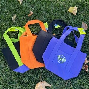 Trader Joe's Multicolor Tote Bag Set